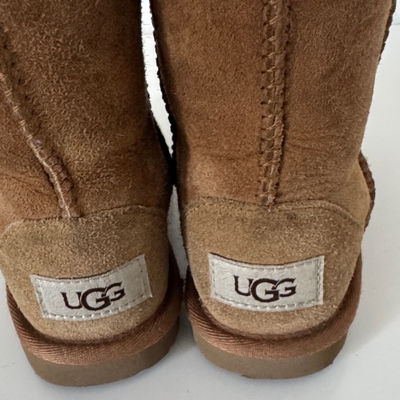 UGG Chestnut Sheepskin Boots - Picture 9 of 11